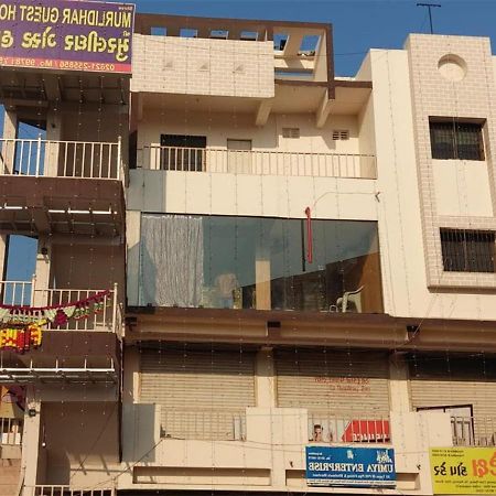 Shree Murlidhar Guest House Surat Eksteriør billede